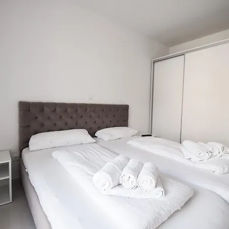 San Antonio Apartment *