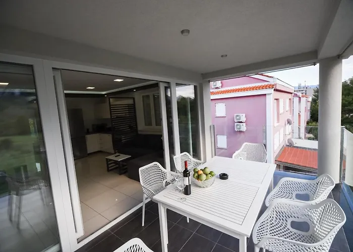 San Antonio Apartment